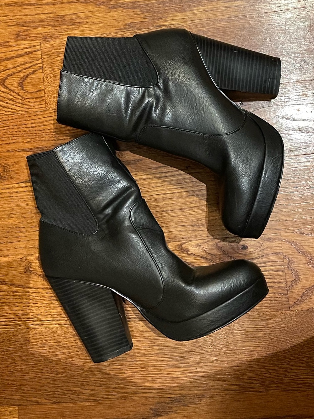 Women's Black Block Heel Ankle Boot - Slight Platform Style
